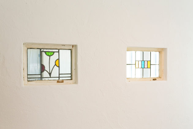 かわいらしステンドガラスでお部屋にアクセントを